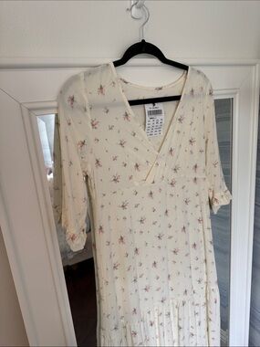 Brandy Melville St. George USA Nashville Dress